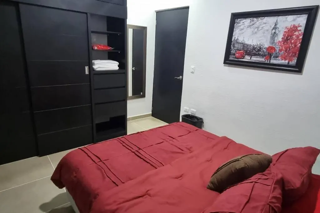 Departamento Con Laguna Artificial Cancun Mexico